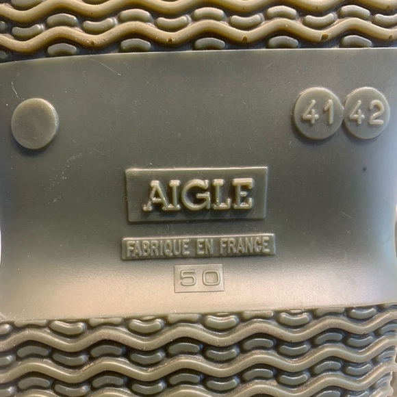 SALE!! Angle army rubber galoshes men’s 9. great for gardening or mushy areas. - Picture 4 of 10